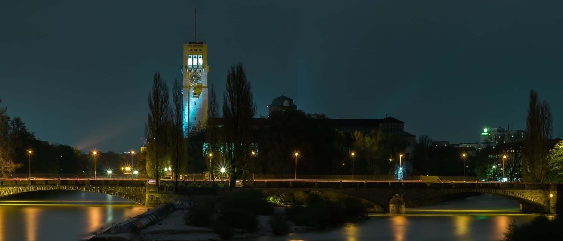 Mit NavVis durch Welt, Zeit und Raum