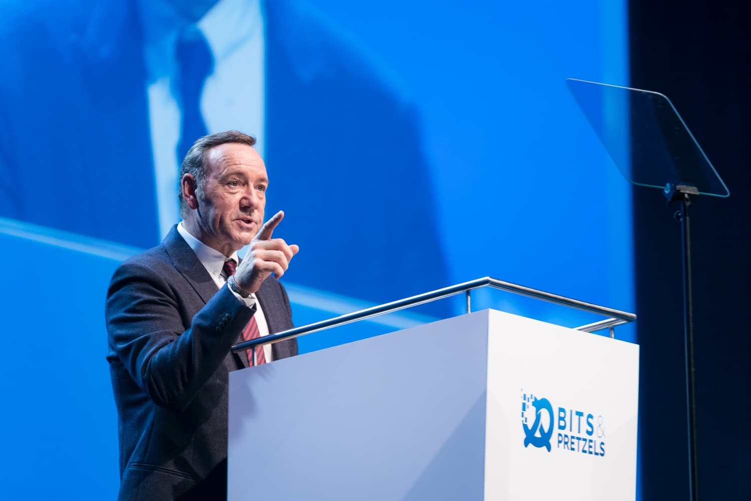 Frank Underwood is back – Kevin Spacey kommt zurück auf die Bits & Pretzels