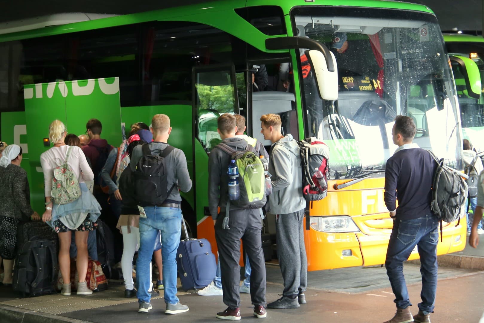FlixBus führt als erster europäischer Fernbus-Anbieter Google Pay ein