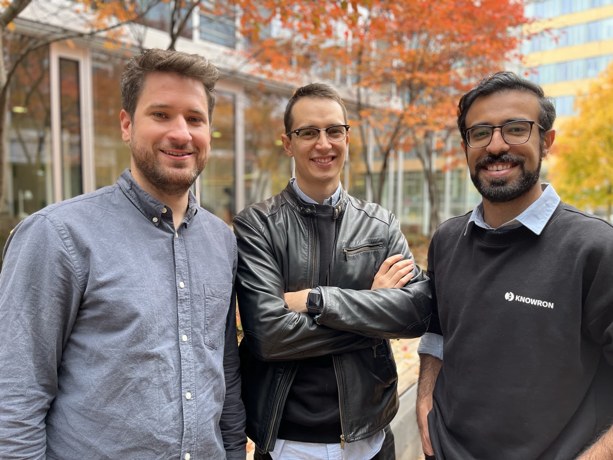 Knowron: KI-Unterstützung für mobile Servicekräfte