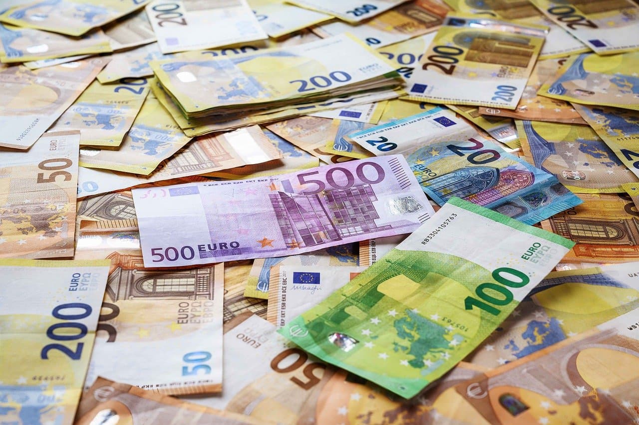 EY Startup Barometer: Höhere Investitionen bei weniger Abschlüssen