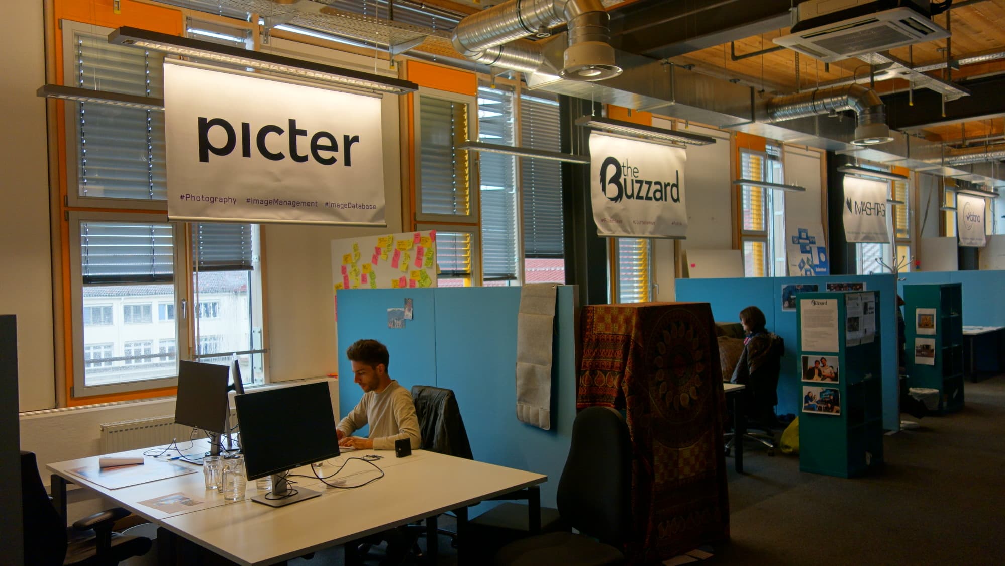 Neues aus dem Media Lab: TheBuzzard.org und Picter im Porträt