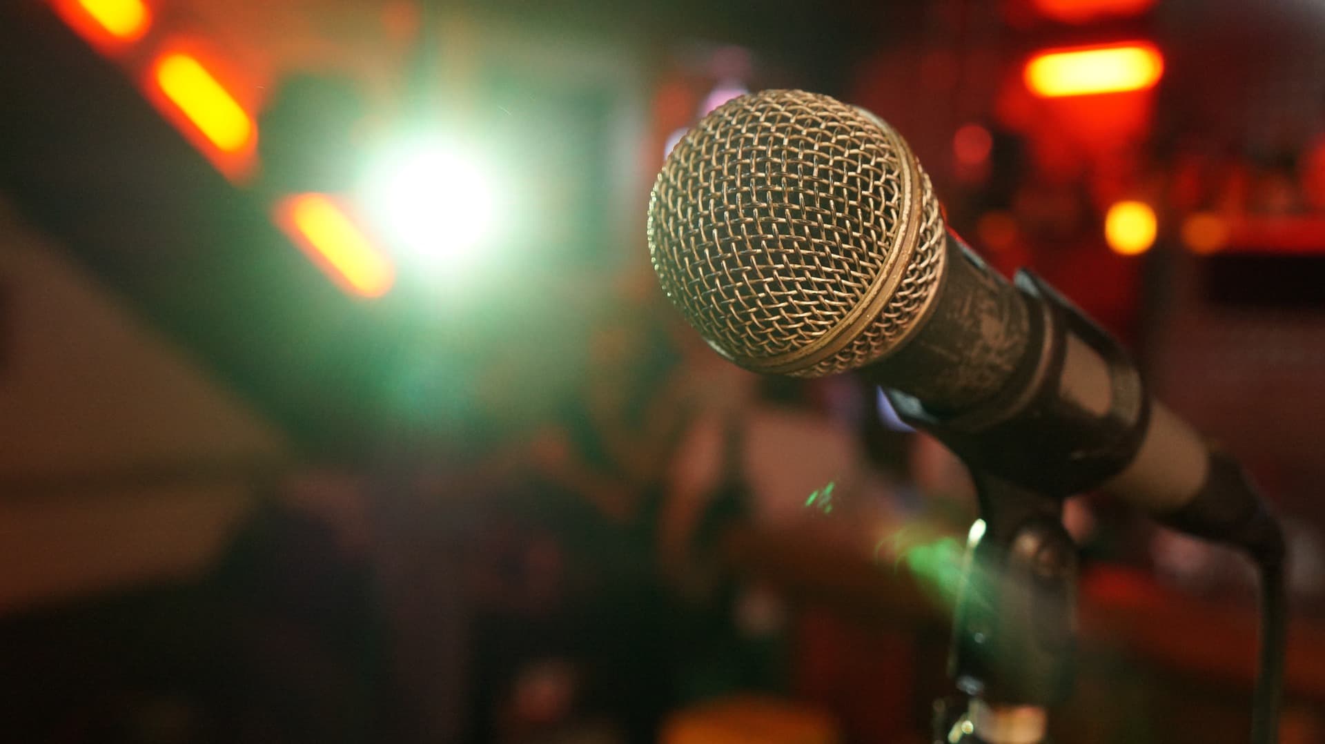 Innovators‘ Pitch sucht Bildungs- und KI-Startups