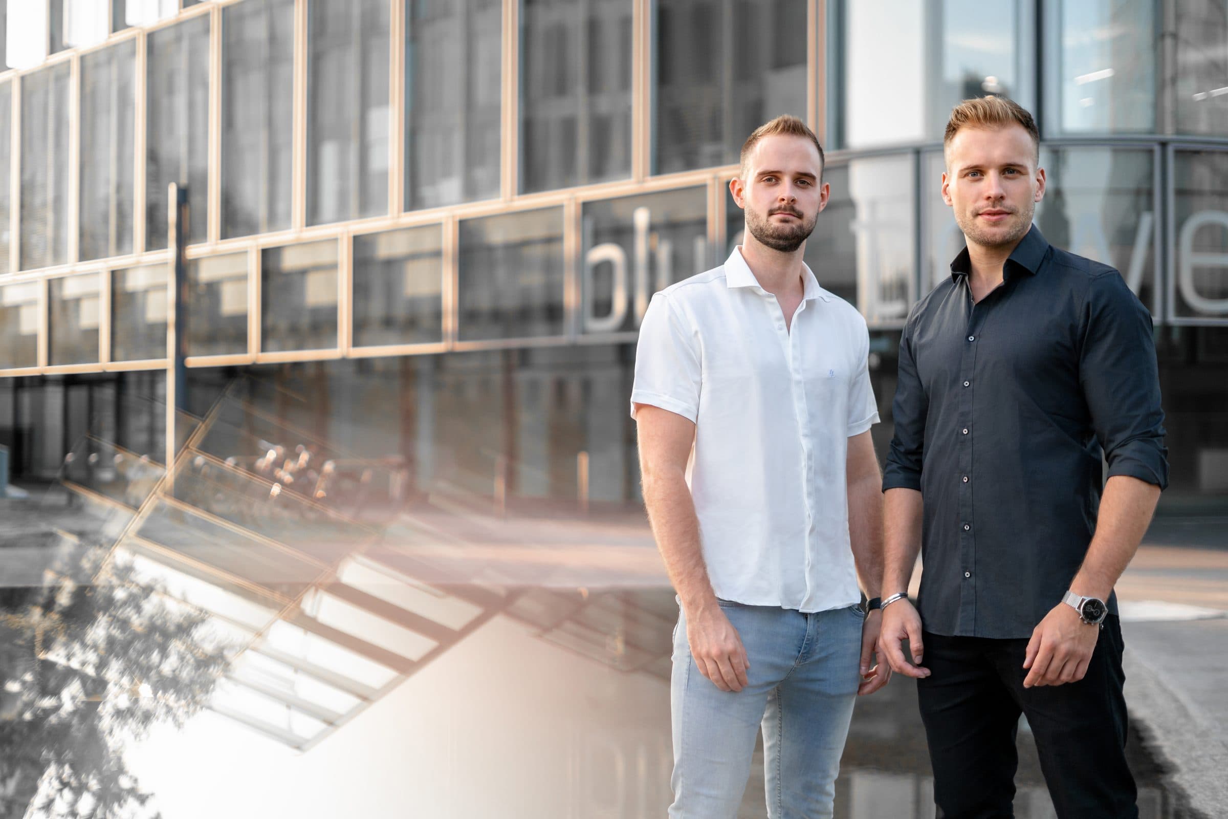 Simpleclub präsentiert eigenen KI-Tutor